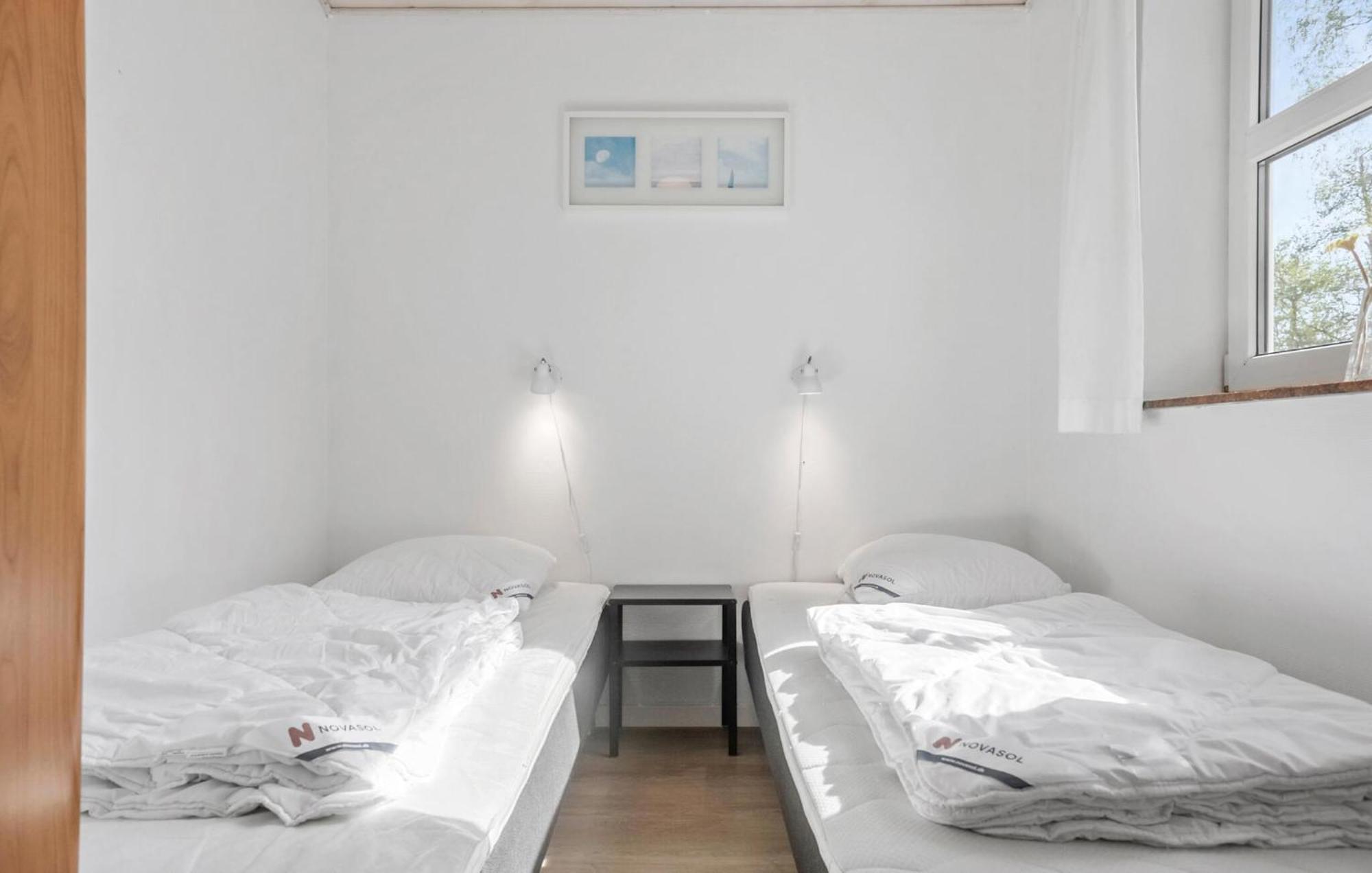 Stunning Home In Vaeggerlose With Wifi Bøtø By Екстериор снимка