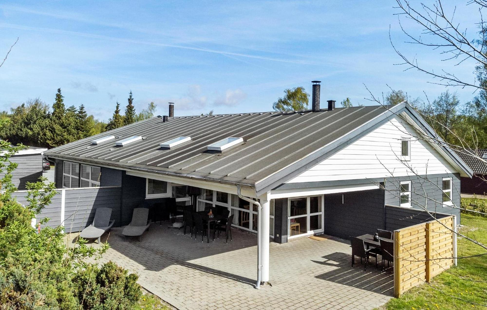 Stunning Home In Vaeggerlose With Wifi Bøtø By Екстериор снимка